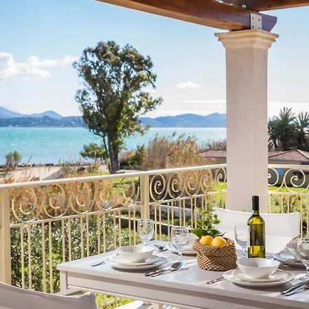 Apollonides Seafront Villa1 Aoede Ληξούρι
