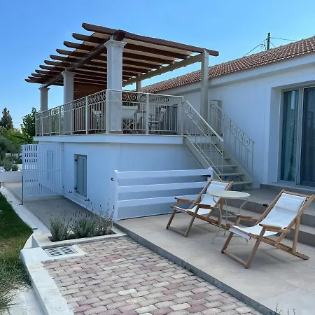 Apollonides Seafront Villa1 Aoede Βίλα *