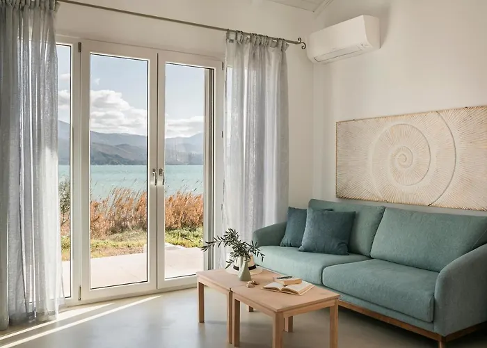 فيلة Apollonides Seafront Villa1 Aoede *