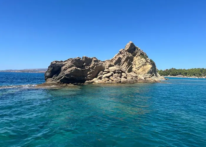 Apollonides Seafront Villa1 Aoede فيلة ليكسوري