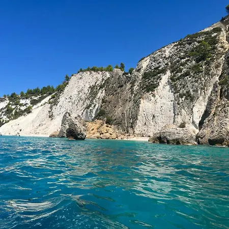 Apollonides Seafront Villa1 Aoede וילה